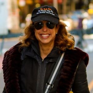 Meet your Posher, Holly